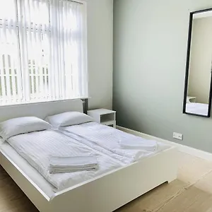  Lejlighed Aday - 2 Bedroom With Patio